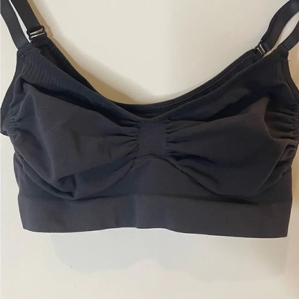 NWT Skims seamless Sculpt Bralette Small
